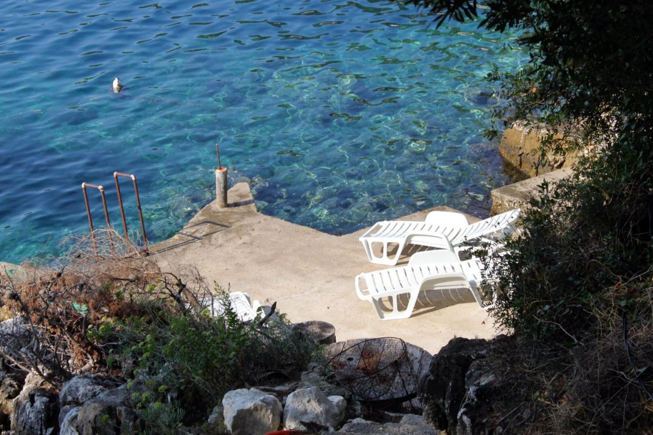 Apartments By The Sea Ubli, Lastovo - 8354 Uble Ngoại thất bức ảnh