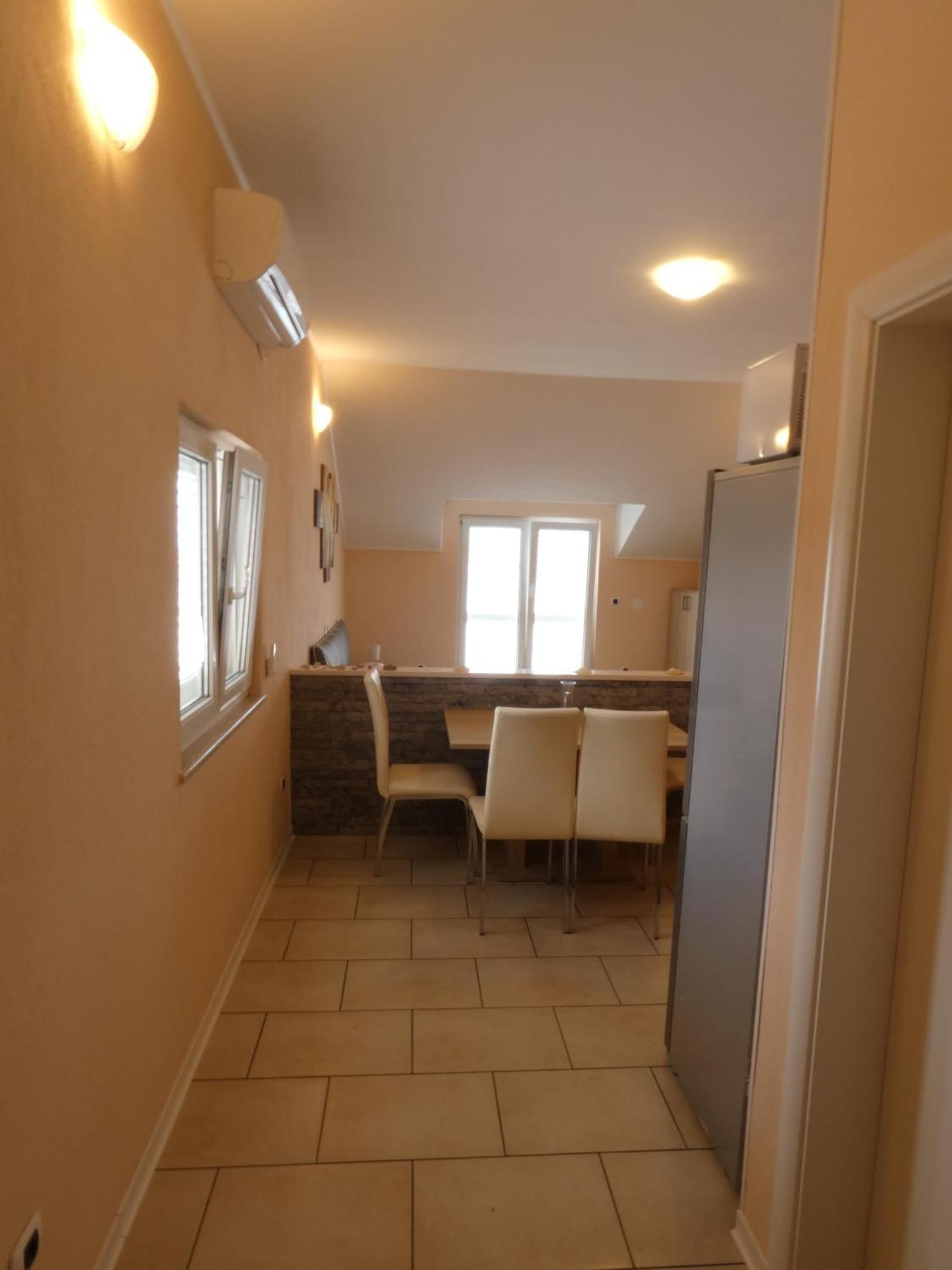 Apartments By The Sea Ubli, Lastovo - 8354 Uble Phòng bức ảnh